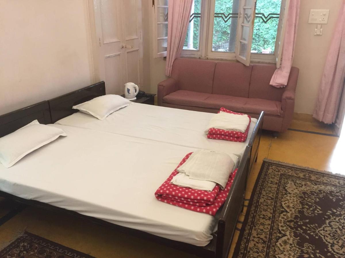 Hotel White House Ντεχραντούν Εξωτερικό φωτογραφία