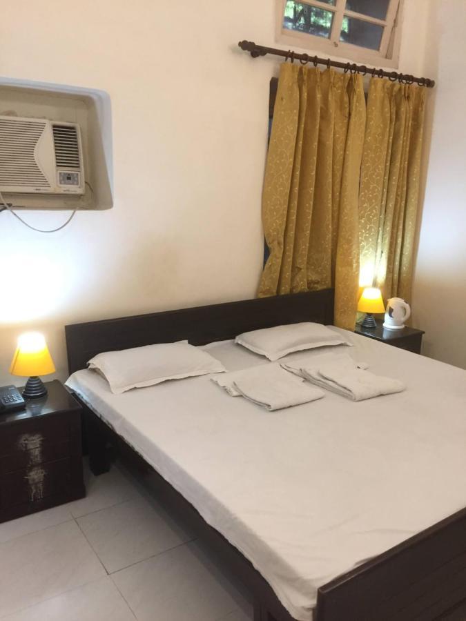 Hotel White House Ντεχραντούν Εξωτερικό φωτογραφία