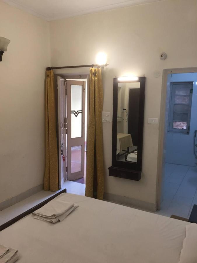Hotel White House Ντεχραντούν Εξωτερικό φωτογραφία